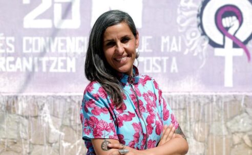 Ana Burgos: «Muchos hombres callan cuando el denunciado es un amigo suyo» Entrevista de La Vanguardia