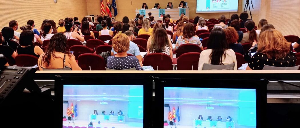 Vídeos y presentaciones – VIII Encuentro de profesionales de género, drogas y adicciones: “Mujeres, drogas y prisión”