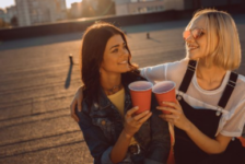 El Proyecto Malva analiza: «La representación de la mujer en el marketing digital de marcas de bebidas alcohólicas»