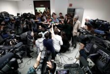 Komunikabideen ardura, fokupean // La responsabilidad de los medios de comunicación, bajo el foco